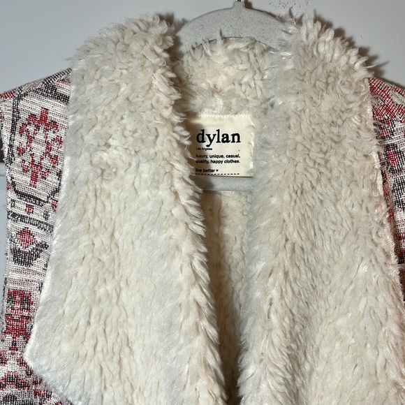 Waterfall Bohemian Sherpa Tapestry Vest - Picture 4 of 11